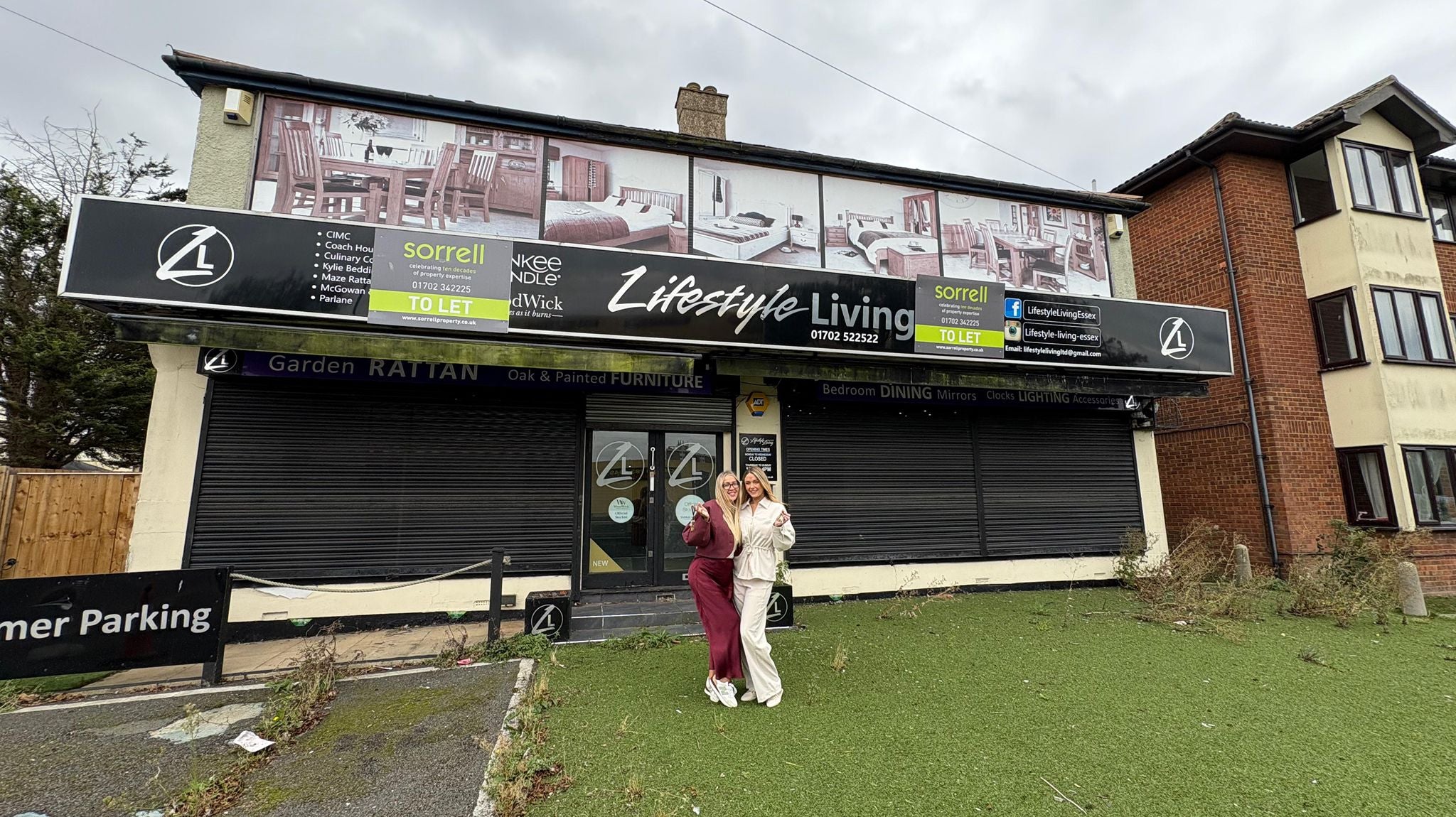 New salon furniture showroom coming soon to Leigh-on-Sea, Essex!