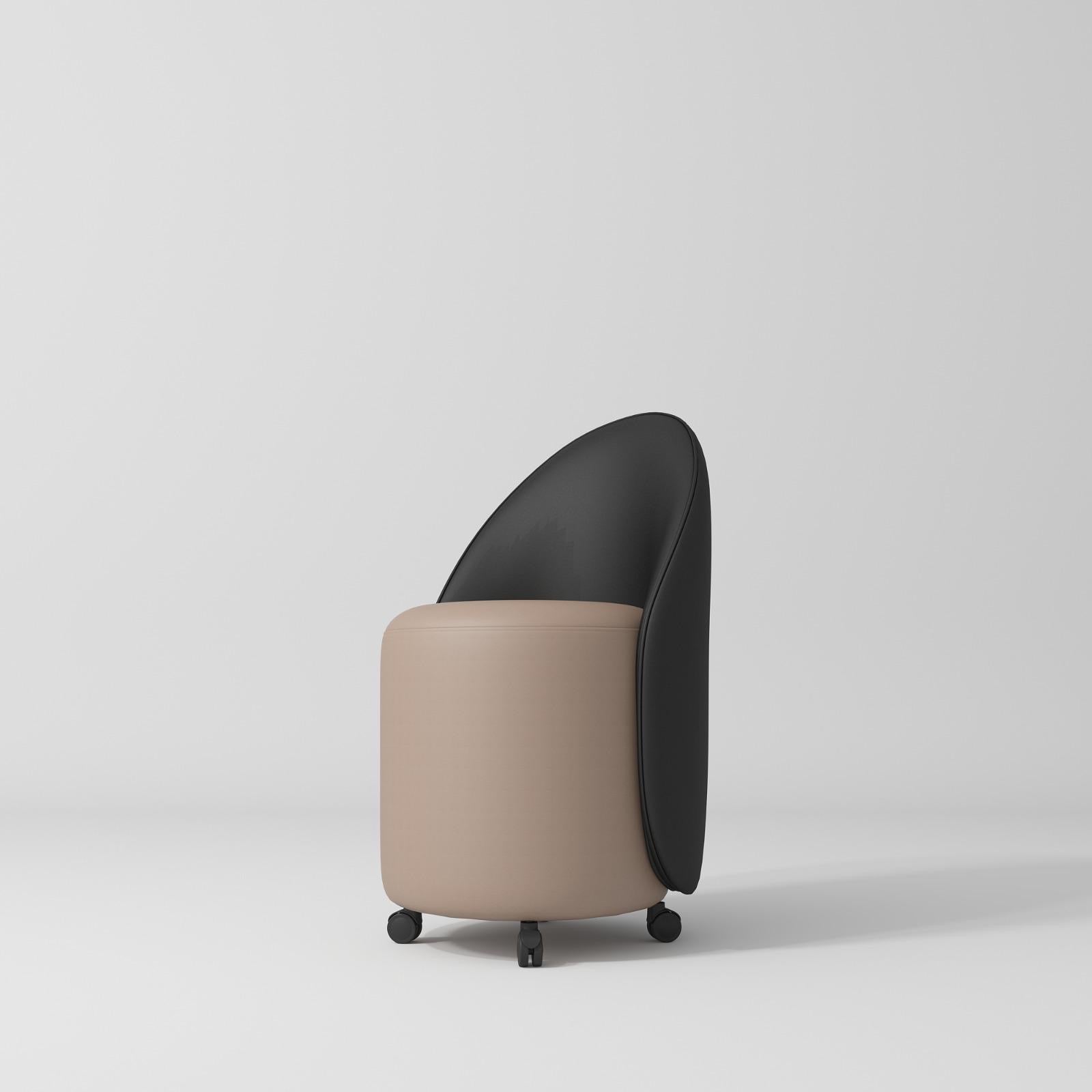 beauty salon stool in brown and black