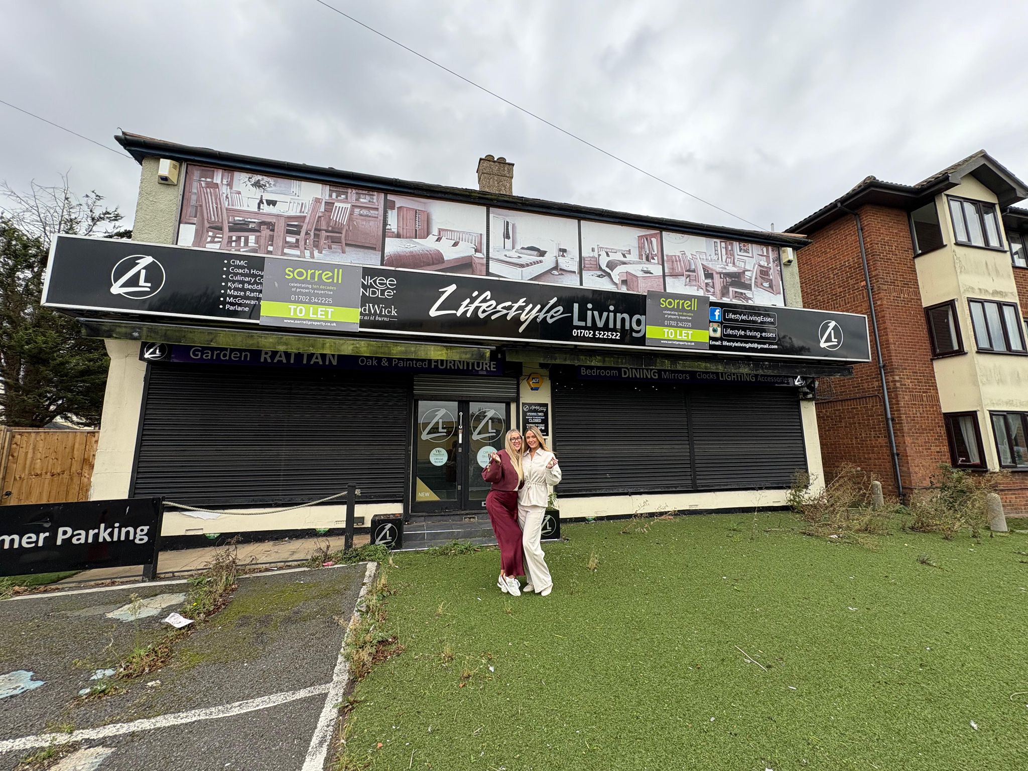 New salon furniture showroom coming soon to Leigh-on-Sea, Essex!